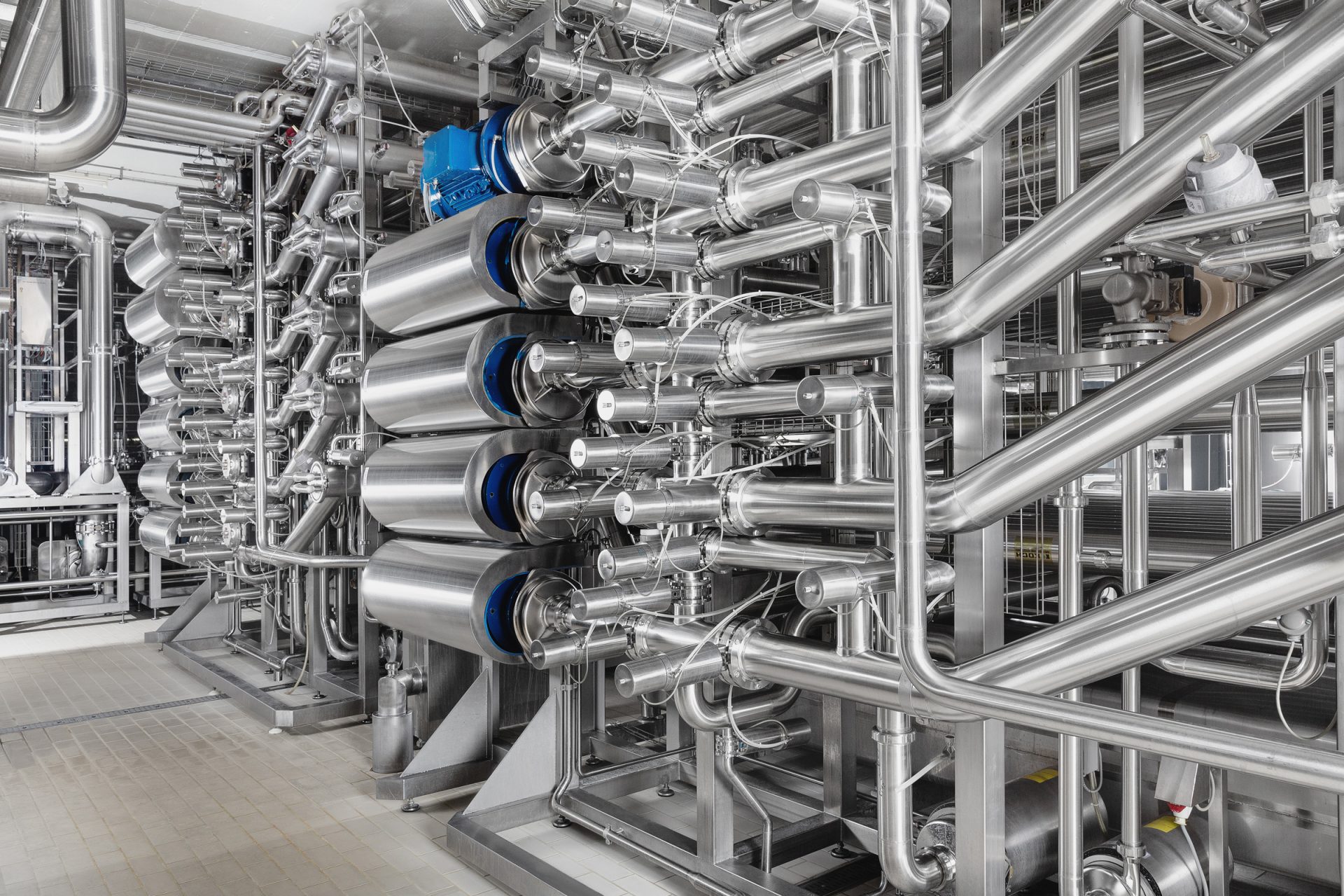Industrieanlage der Cremo SA von Pius Bacher